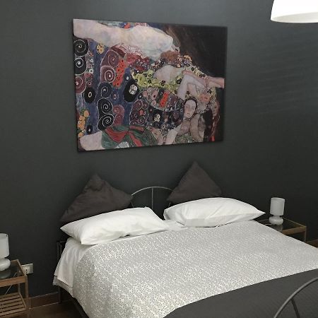 L'Albero Dei Limoni B&B Taranto Ngoại thất bức ảnh