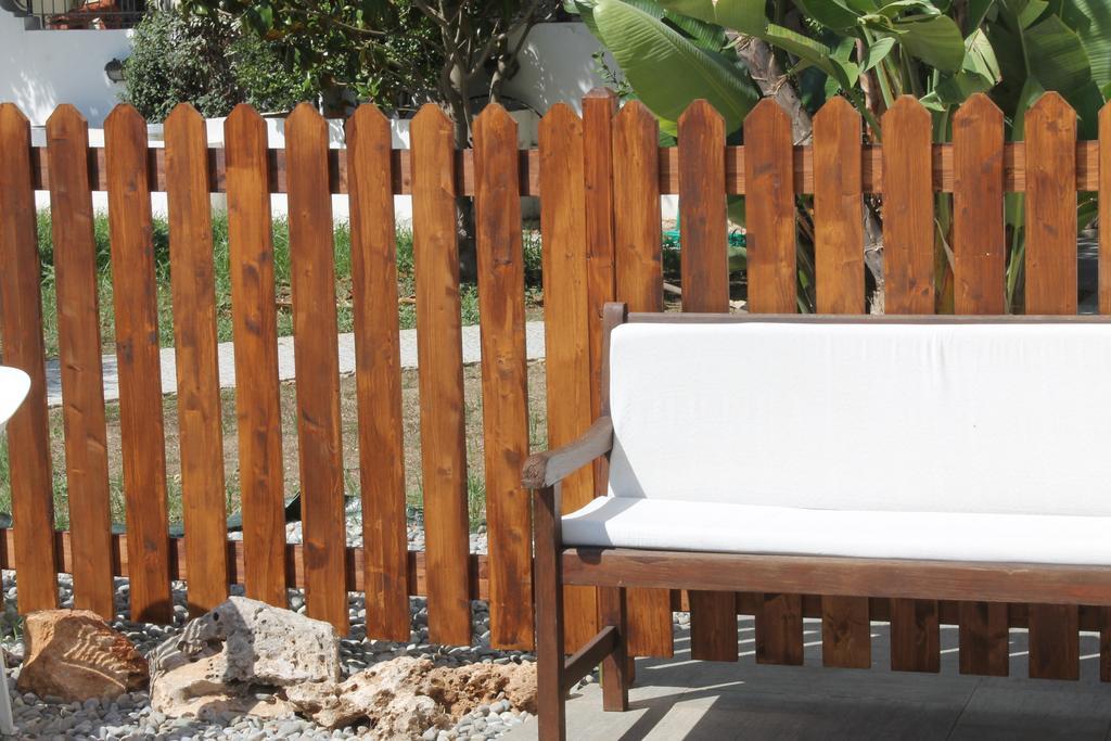 L'Albero Dei Limoni B&B Taranto Ngoại thất bức ảnh