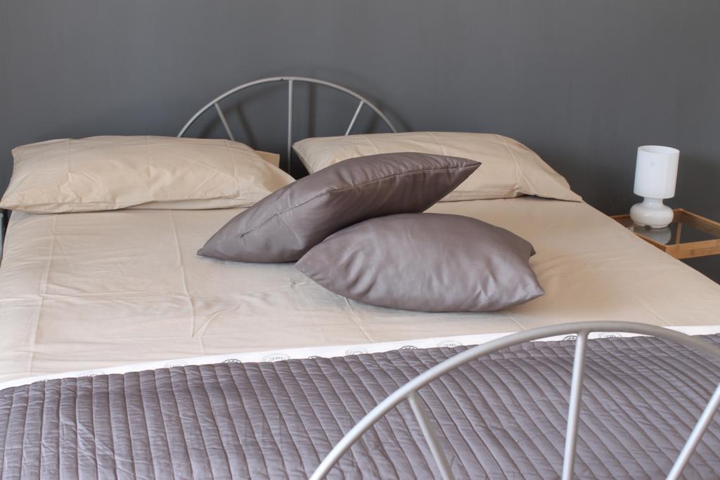 L'Albero Dei Limoni B&B Taranto Ngoại thất bức ảnh