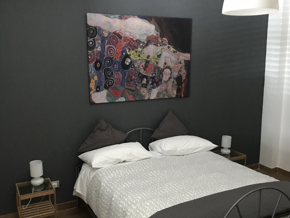 L'Albero Dei Limoni B&B Taranto Ngoại thất bức ảnh