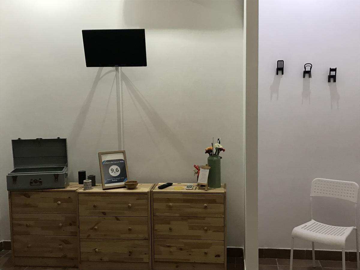 L'Albero Dei Limoni B&B Taranto Ngoại thất bức ảnh